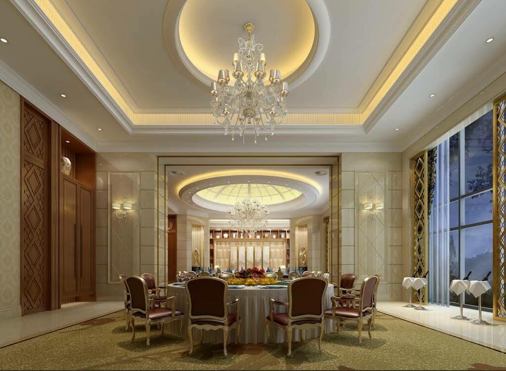 Royal Oriental Garden Hotel Nanchong Buitenkant foto